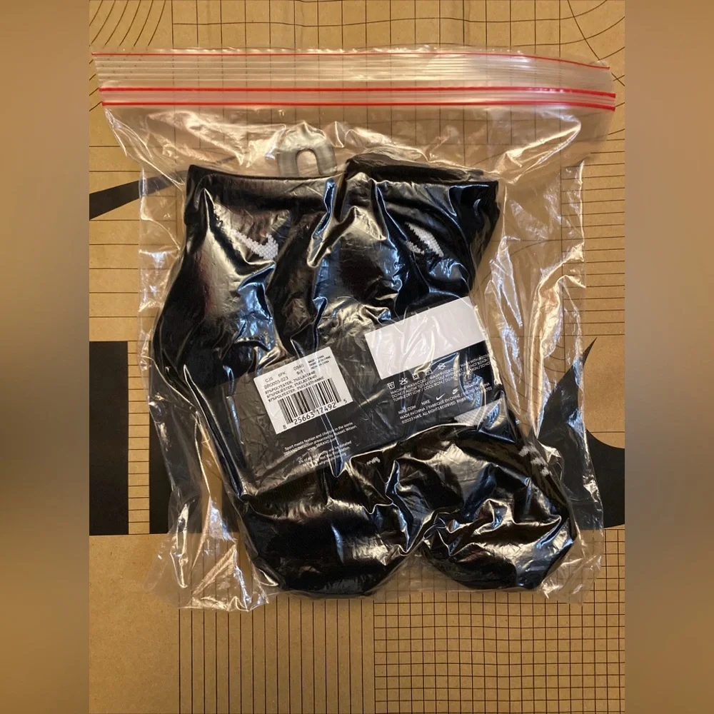 Boys Nike socks black athletic training